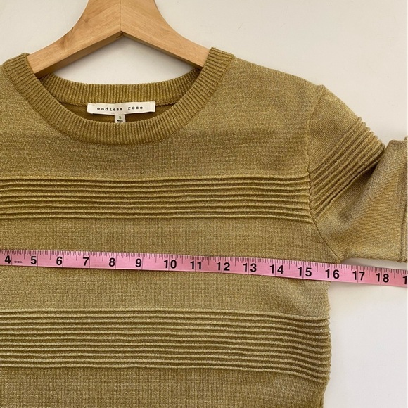 Endless Rose || Metallic Gold Striped Sweater Crew Neck Short Sleeve Small - Picture 7 of 8